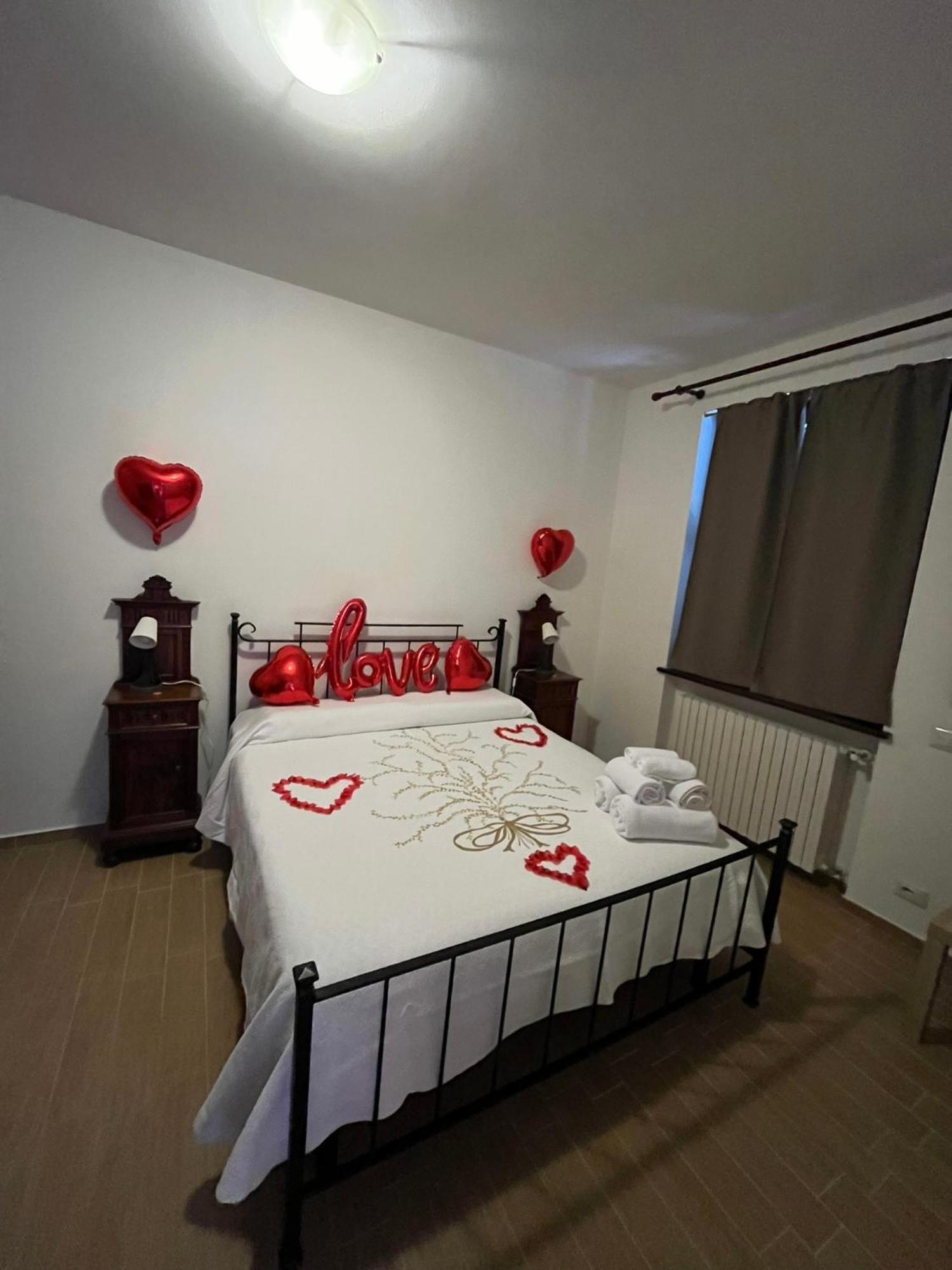 Villa Ambra B&B Siviglia Вермеззо Экстерьер фото